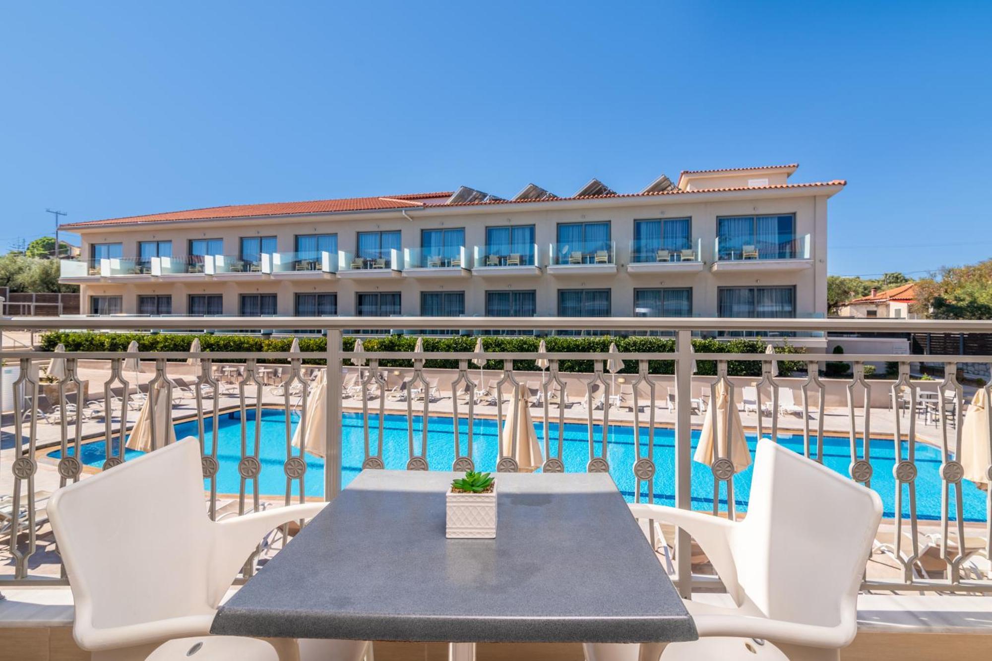 Karras Grande Resort Planos  Luaran gambar