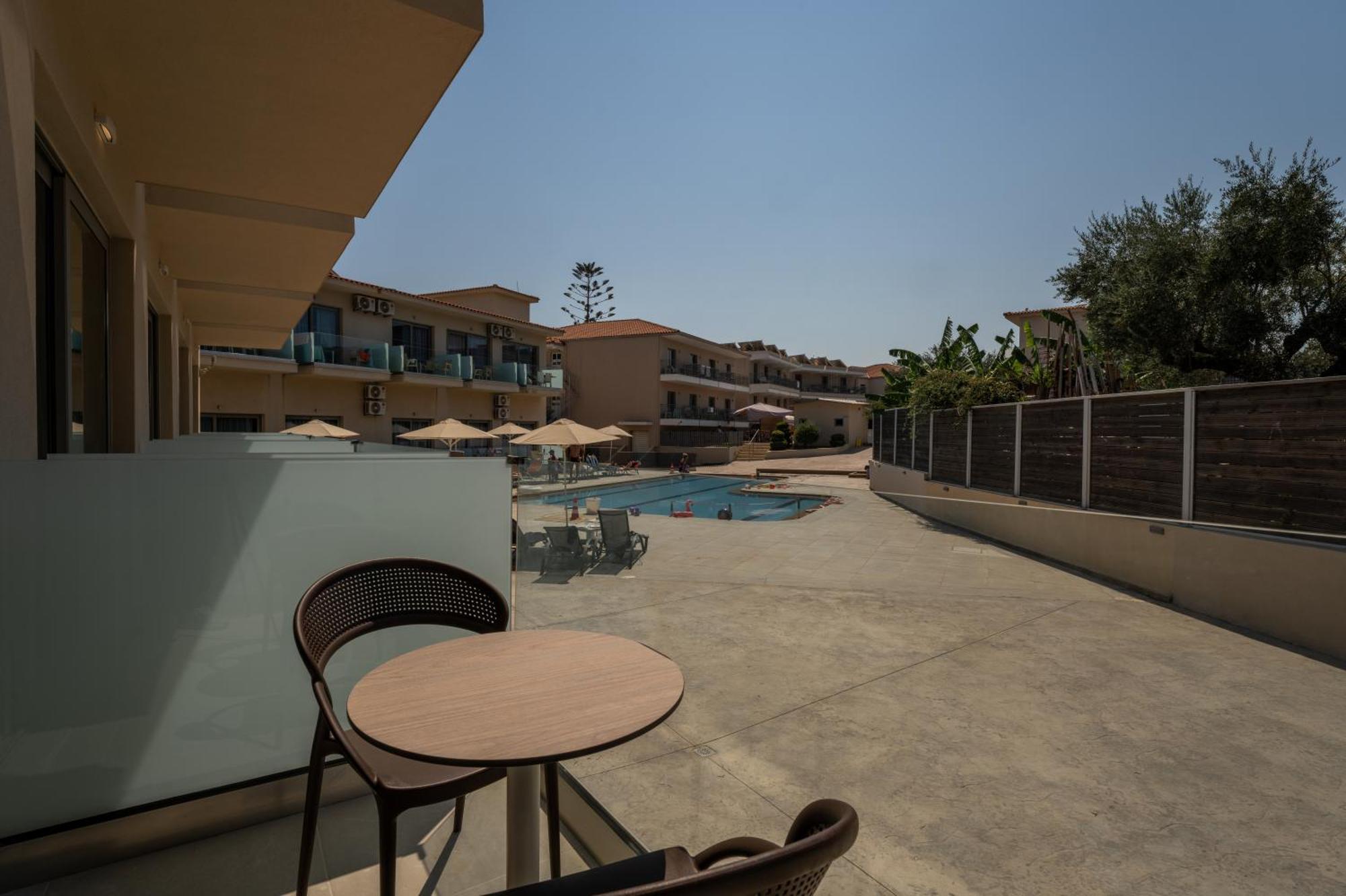 Karras Grande Resort Planos  Luaran gambar